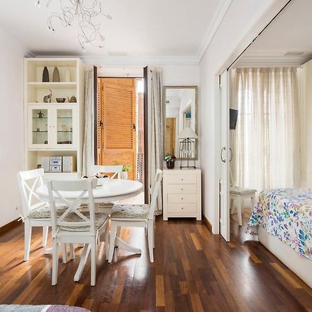 Beautiful Y Luxury Apartment Centrallylocated Barcelona Exterior photo